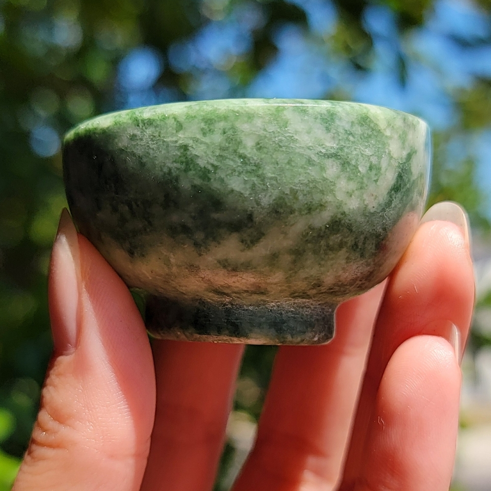 (#20) NEW 2" x 1.375" JADE BOWL
